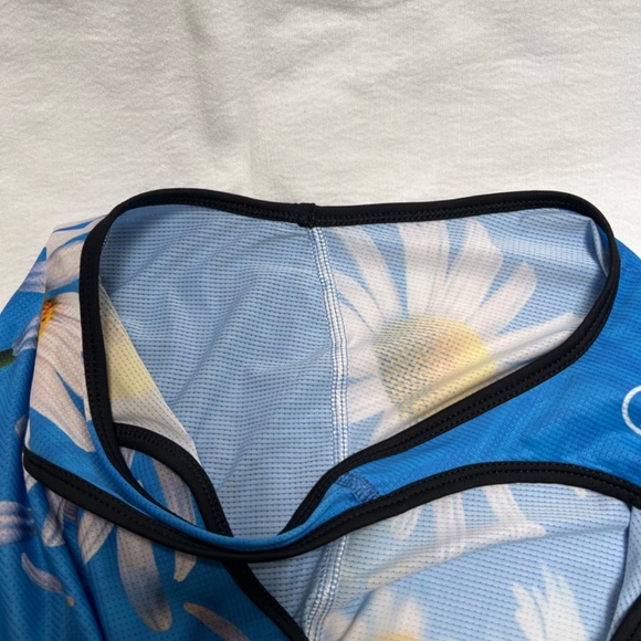 INKnBURN Runners Singlet - Picture 5 of 10